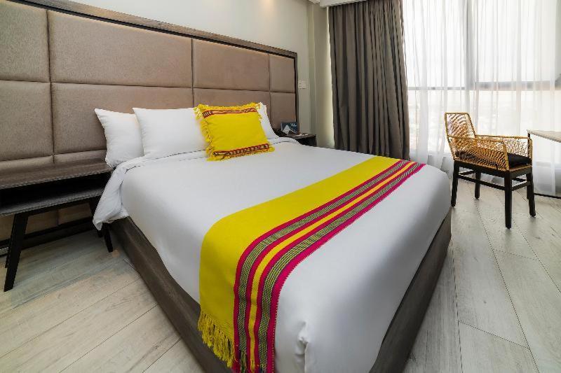 Arkana Puebla By Grupo Amber Bilik gambar